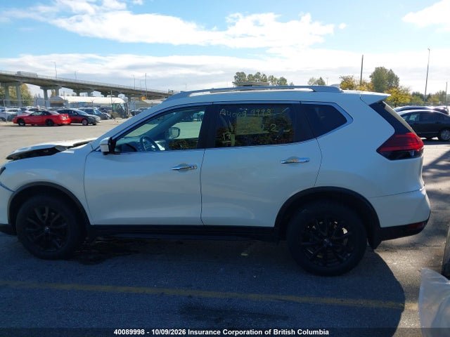 Продаж на аукціоні авто 2017 Nissan Rogue, vin: 5N1AT2MV8HC837940, номер лоту: 40089998
