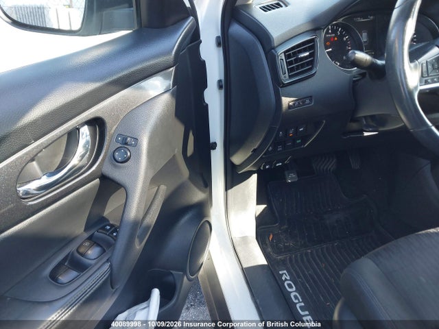 Продаж на аукціоні авто 2017 Nissan Rogue, vin: 5N1AT2MV8HC837940, номер лоту: 40089998