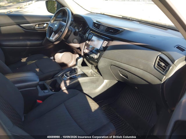 Продаж на аукціоні авто 2017 Nissan Rogue, vin: 5N1AT2MV8HC837940, номер лоту: 40089998