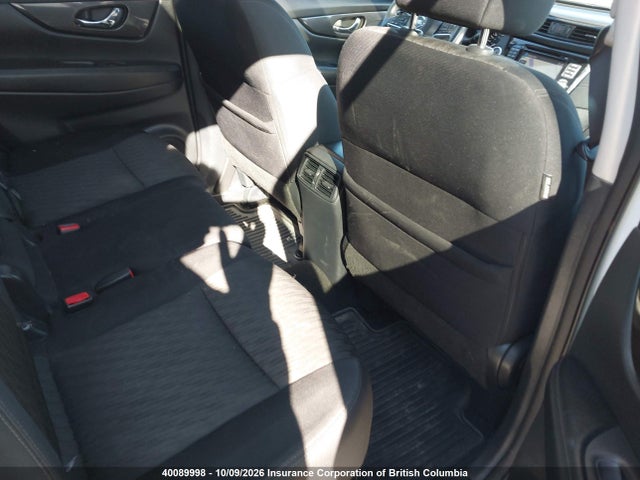 Продаж на аукціоні авто 2017 Nissan Rogue, vin: 5N1AT2MV8HC837940, номер лоту: 40089998
