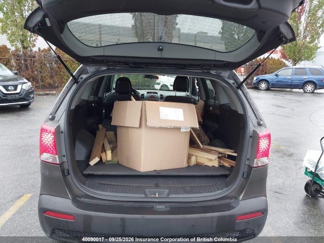 Продажа на аукционе авто 2012 Kia Sorento Lx, vin: 5XYKT3A61CG291188, номер лота: 40090017