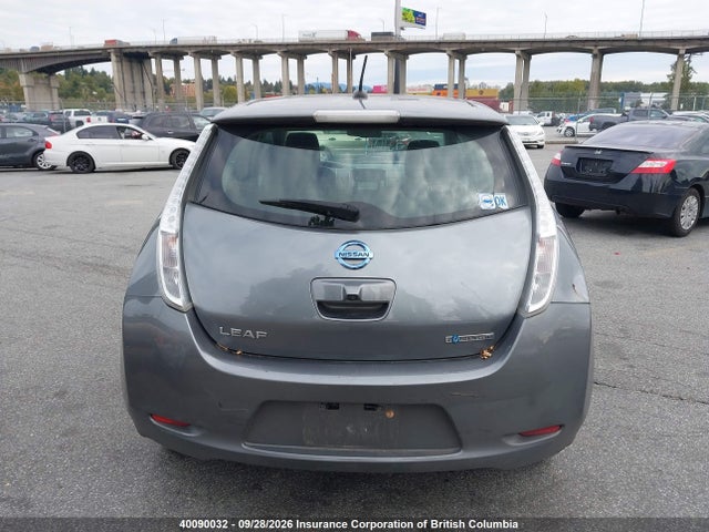 Nissan Leaf 2015 1N4AZ0CPXFC335217 Image 17