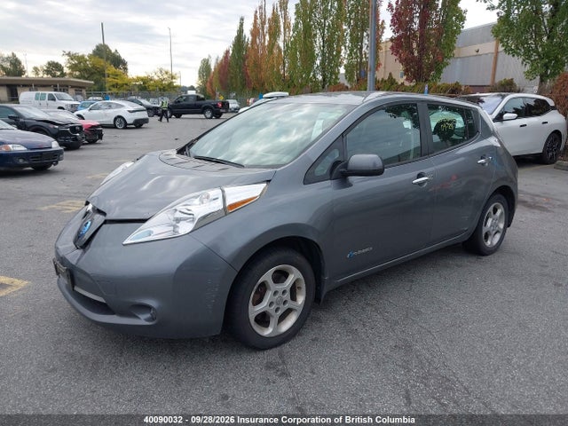 Nissan Leaf 2015 1N4AZ0CPXFC335217 Image 2