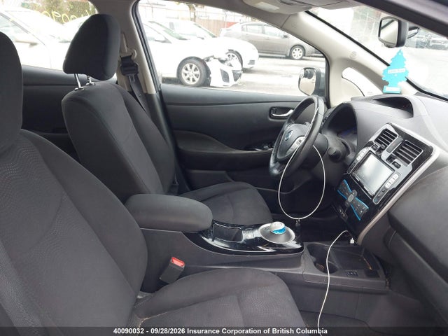 Nissan Leaf 2015 1N4AZ0CPXFC335217 Image 5