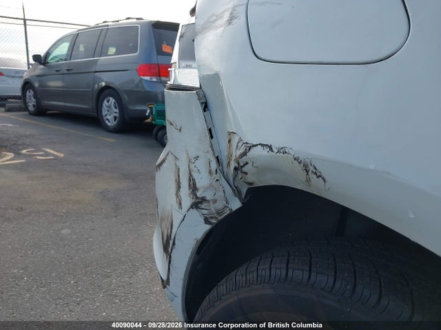 40090044 :رقم المزاد ، 3VW217AU6GM050700 vin ، 2016 Volkswagen Golf مزاد بيع