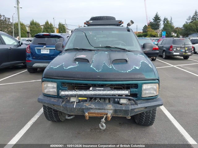 40090061 :رقم المزاد ، 1GNDT13W2V2113353 vin ، 1997 Chevrolet Blazer مزاد بيع
