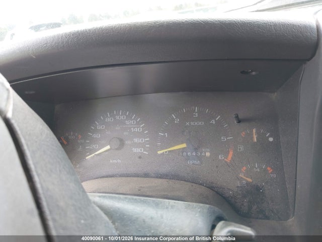 40090061 :رقم المزاد ، 1GNDT13W2V2113353 vin ، 1997 Chevrolet Blazer مزاد بيع