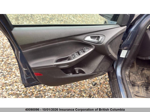 Ford Focus 2018 1FADP3H23JL262895 Image 10