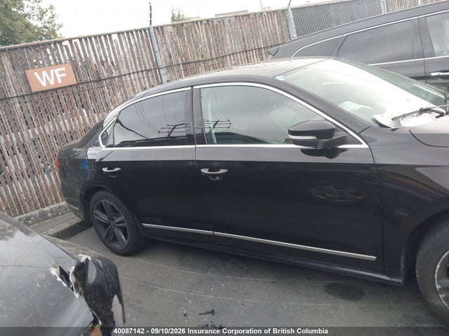 Volkswagen PASSAT SEL 2014 1VWCS7A37EC090548 Image 13