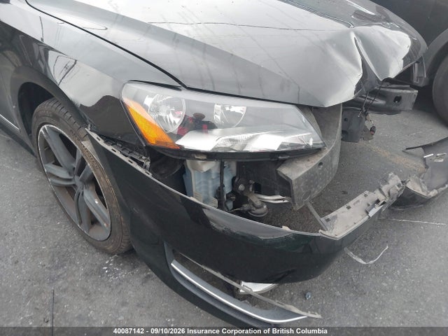 Volkswagen PASSAT SEL 2014 1VWCS7A37EC090548 Image 22