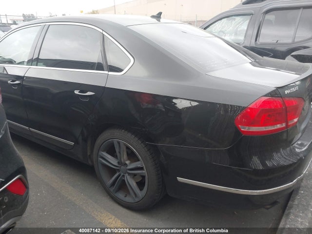 Volkswagen PASSAT SEL 2014 1VWCS7A37EC090548 Image 3