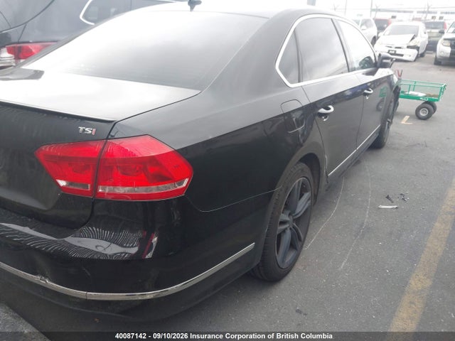 Volkswagen PASSAT SEL 2014 1VWCS7A37EC090548 Image 4