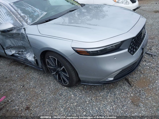 Auction sale of the 2025 Honda Accord Touring Hybrid, vin: 1HGCY2F86SA800105, lot number: 40089824