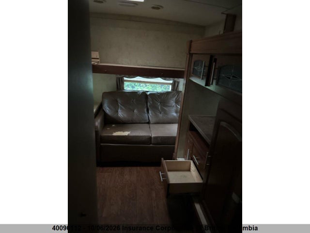 2014 Flagstaff Trailer მანქანა იყიდება აუქციონზე, vin: 4X4TFLG24E1857115, აუქციონის ნომერი: 40090112