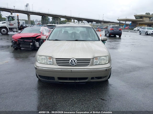 40090136 :رقم المزاد ، 3VWSE69M24M115749 vin ، 2004 Volkswagen Jetta مزاد بيع