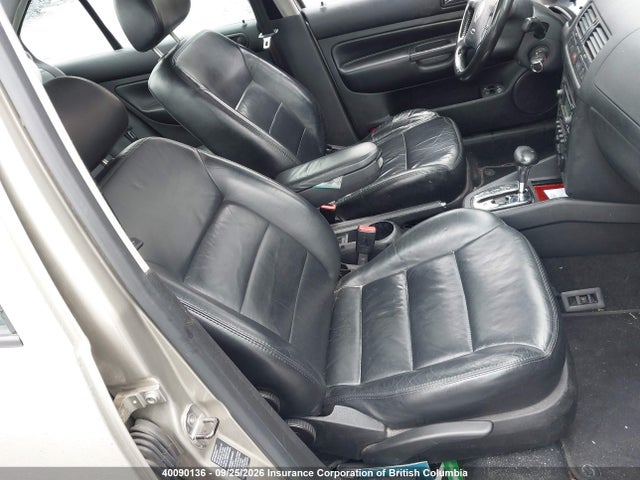 40090136 :رقم المزاد ، 3VWSE69M24M115749 vin ، 2004 Volkswagen Jetta مزاد بيع