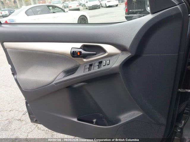 Auction sale of the 2011 Toyota Corolla Matrix, vin: 2T1KU4EE5BC612826, lot number: 40090146