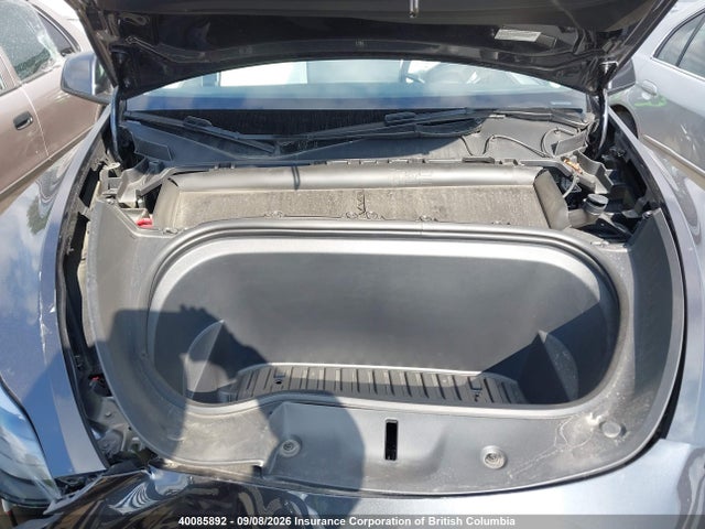 7SAYGDED8RF020287 Tesla Model Y Long Range/rwd