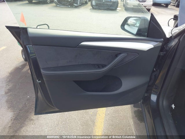 7SAYGDED8RF020287 Tesla Model Y Long Range/rwd