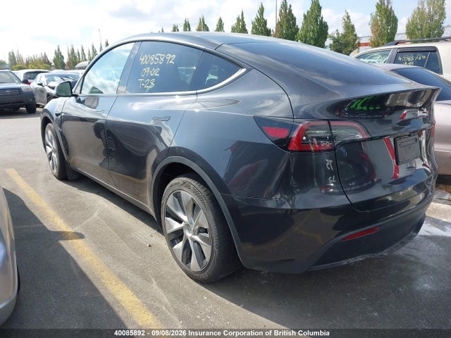 7SAYGDED8RF020287 Tesla Model Y Long Range/rwd