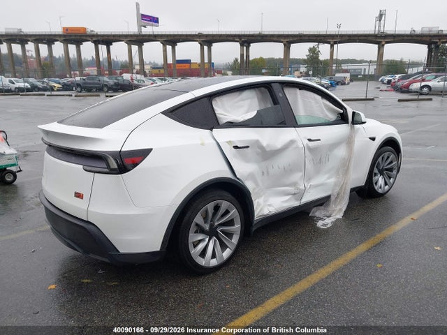 Tesla Model Y 2026 7SAYGDEE3TF323042 Image 4