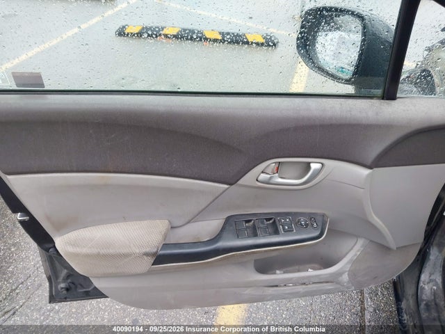 Продажа на аукционе авто 2012 Honda Civic, vin: 2HGFB2E46CH031167, номер лота: 40090194