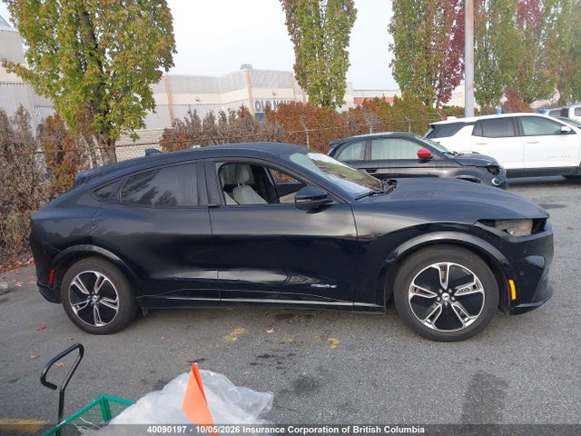 Продажа на аукционе авто 2023 Ford Mustang Mach-e Premium, vin: 3FMTK3R48PMA80441, номер лота: 40090197