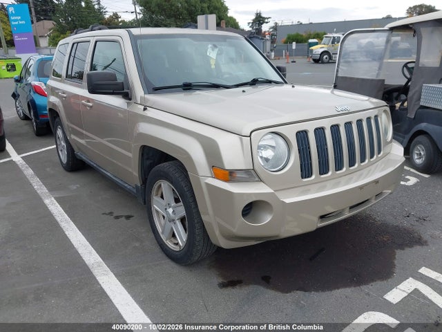 40090200 :رقم المزاد ، 1J4NT2GB4AD610245 vin ، 2010 Jeep Patriot Sport مزاد بيع