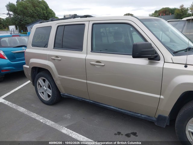 40090200 :رقم المزاد ، 1J4NT2GB4AD610245 vin ، 2010 Jeep Patriot Sport مزاد بيع