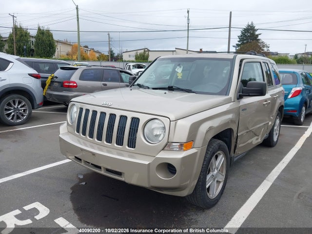 40090200 :رقم المزاد ، 1J4NT2GB4AD610245 vin ، 2010 Jeep Patriot Sport مزاد بيع