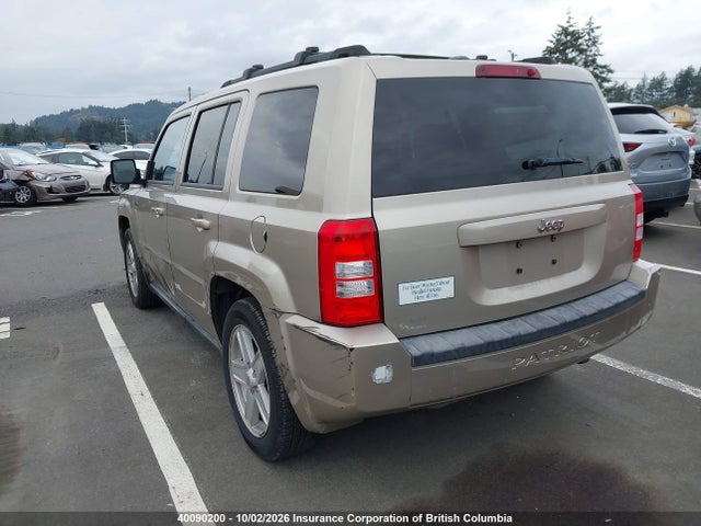 40090200 :رقم المزاد ، 1J4NT2GB4AD610245 vin ، 2010 Jeep Patriot Sport مزاد بيع