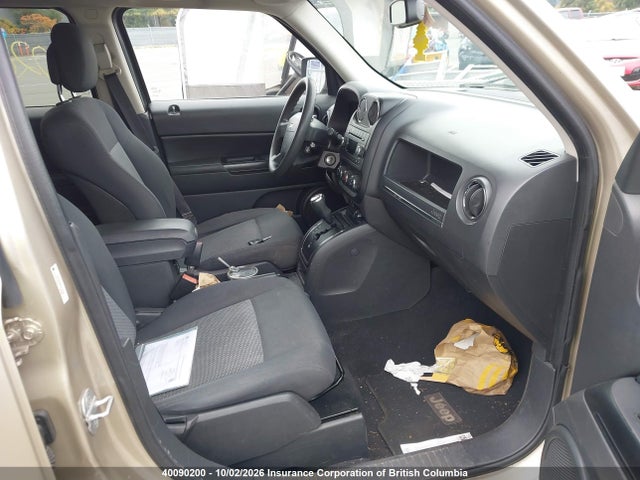 40090200 :رقم المزاد ، 1J4NT2GB4AD610245 vin ، 2010 Jeep Patriot Sport مزاد بيع