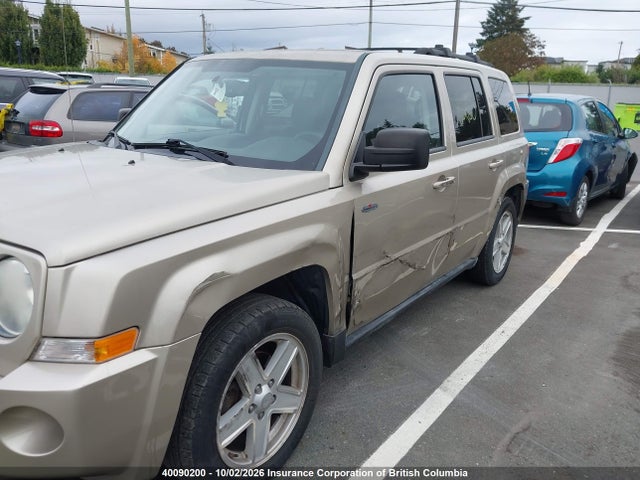 40090200 :رقم المزاد ، 1J4NT2GB4AD610245 vin ، 2010 Jeep Patriot Sport مزاد بيع