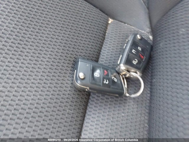 40090210 :رقم المزاد ، WVWPR7AU9HW951434 vin ، 2017 Volkswagen Golf مزاد بيع