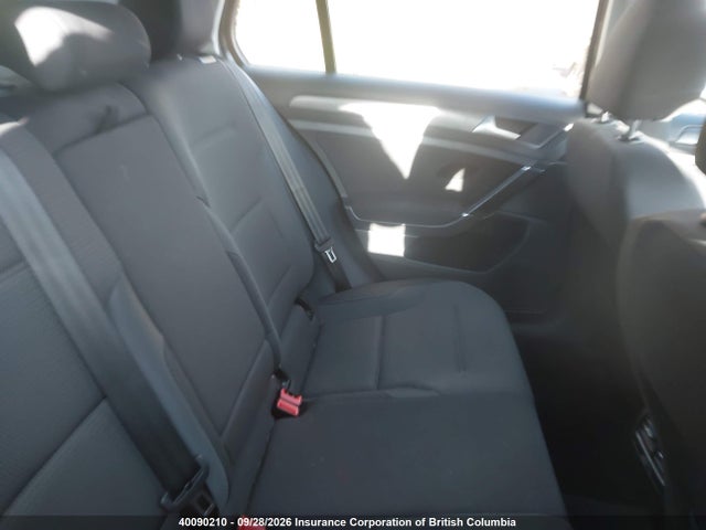 40090210 :رقم المزاد ، WVWPR7AU9HW951434 vin ، 2017 Volkswagen Golf مزاد بيع