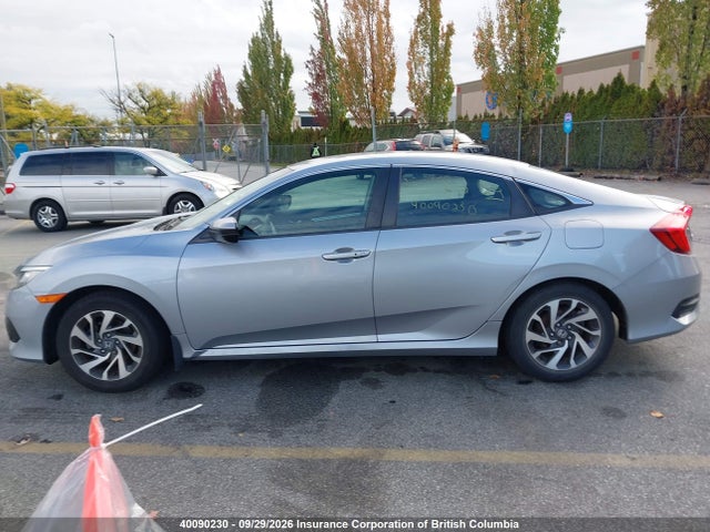 Honda Civic 2018 2HGFC2F69JH037877 Image 14