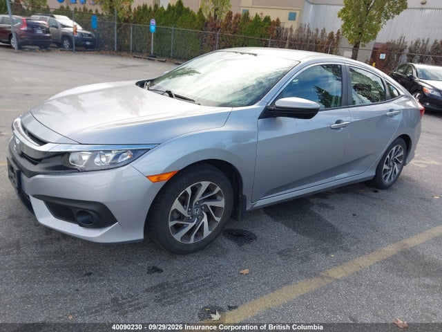 Honda Civic 2018 2HGFC2F69JH037877 Image 2