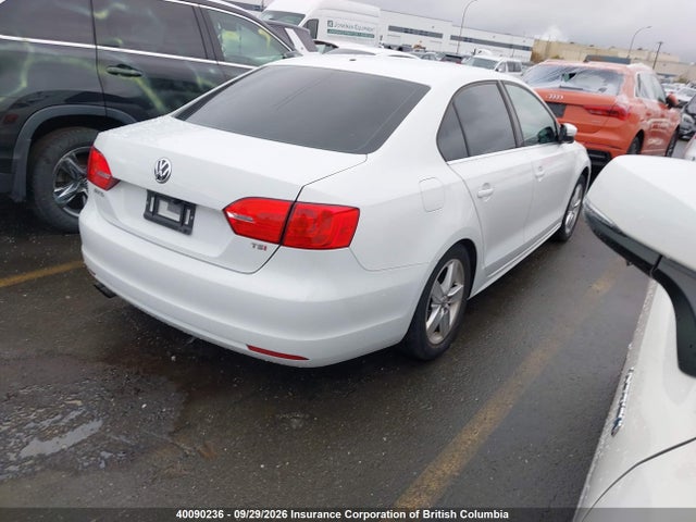 2014 Volkswagen Jetta მანქანა იყიდება აუქციონზე, vin: 3VWD07AJ3EM289295, აუქციონის ნომერი: 40090236