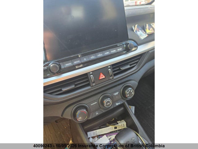 40090243 :رقم المزاد ، 3KPF24AD2ME345217 vin ، 2021 Kia Forte مزاد بيع