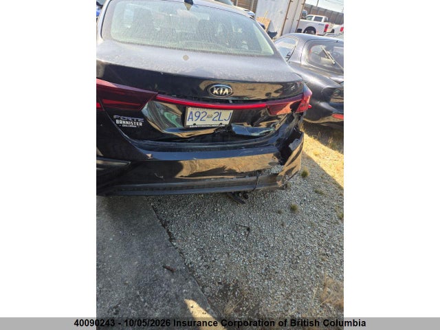 40090243 :رقم المزاد ، 3KPF24AD2ME345217 vin ، 2021 Kia Forte مزاد بيع