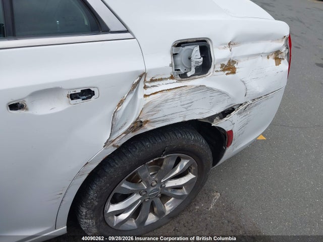 Продаж на аукціоні авто 2015 Chrysler 300, vin: 2C3CCARG6FH854025, номер лоту: 40090262