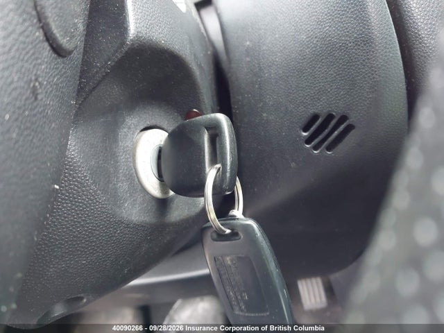 40090266 :رقم المزاد ، JM1BK143151230581 vin ، 2005 Mazda 3 Hatchback مزاد بيع