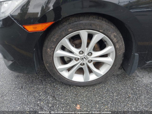 40090274 :رقم المزاد ، 2HGFC1F47JH103402 vin ، 2018 Honda Civic مزاد بيع