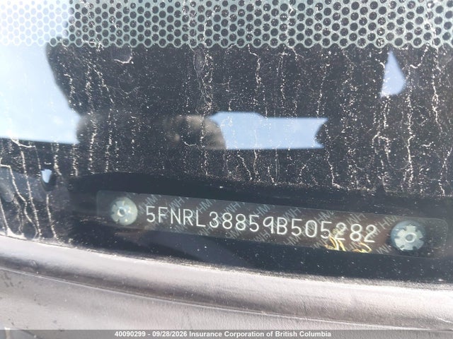 40090299 :رقم المزاد ، 5FNRL38859B505282 vin ، 2009 Honda Odyssey Touring مزاد بيع