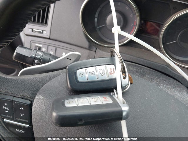 Продажа на аукционе авто 2013 Hyundai Sonata Limited W/navi, vin: 5NPEC4AB4DH639981, номер лота: 40090303