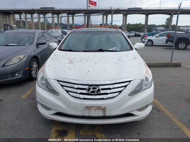 Продажа на аукционе авто 2013 Hyundai Sonata Limited W/navi, vin: 5NPEC4AB4DH639981, номер лота: 40090303
