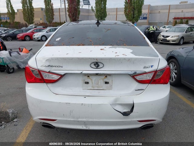 Продажа на аукционе авто 2013 Hyundai Sonata Limited W/navi, vin: 5NPEC4AB4DH639981, номер лота: 40090303