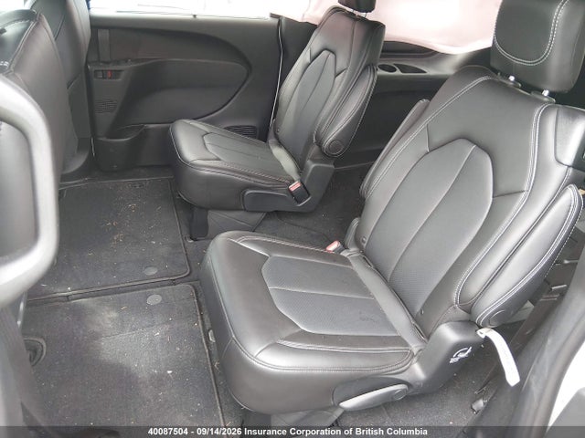 Chrysler Grand Caravan Sxt 2025 2C4RC1ZG9SR557003 Image 8