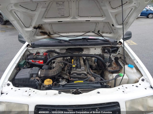 40090351 :رقم المزاد ، 2CNBJ13C7X6927110 vin ، 1999 Chevrolet Tracker مزاد بيع