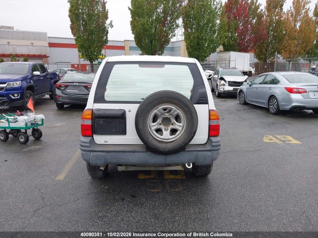 40090351 :رقم المزاد ، 2CNBJ13C7X6927110 vin ، 1999 Chevrolet Tracker مزاد بيع